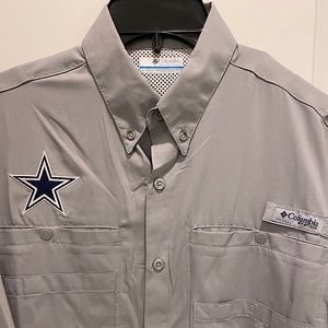 New Dallas Cowboys Columbia fishing button shirt